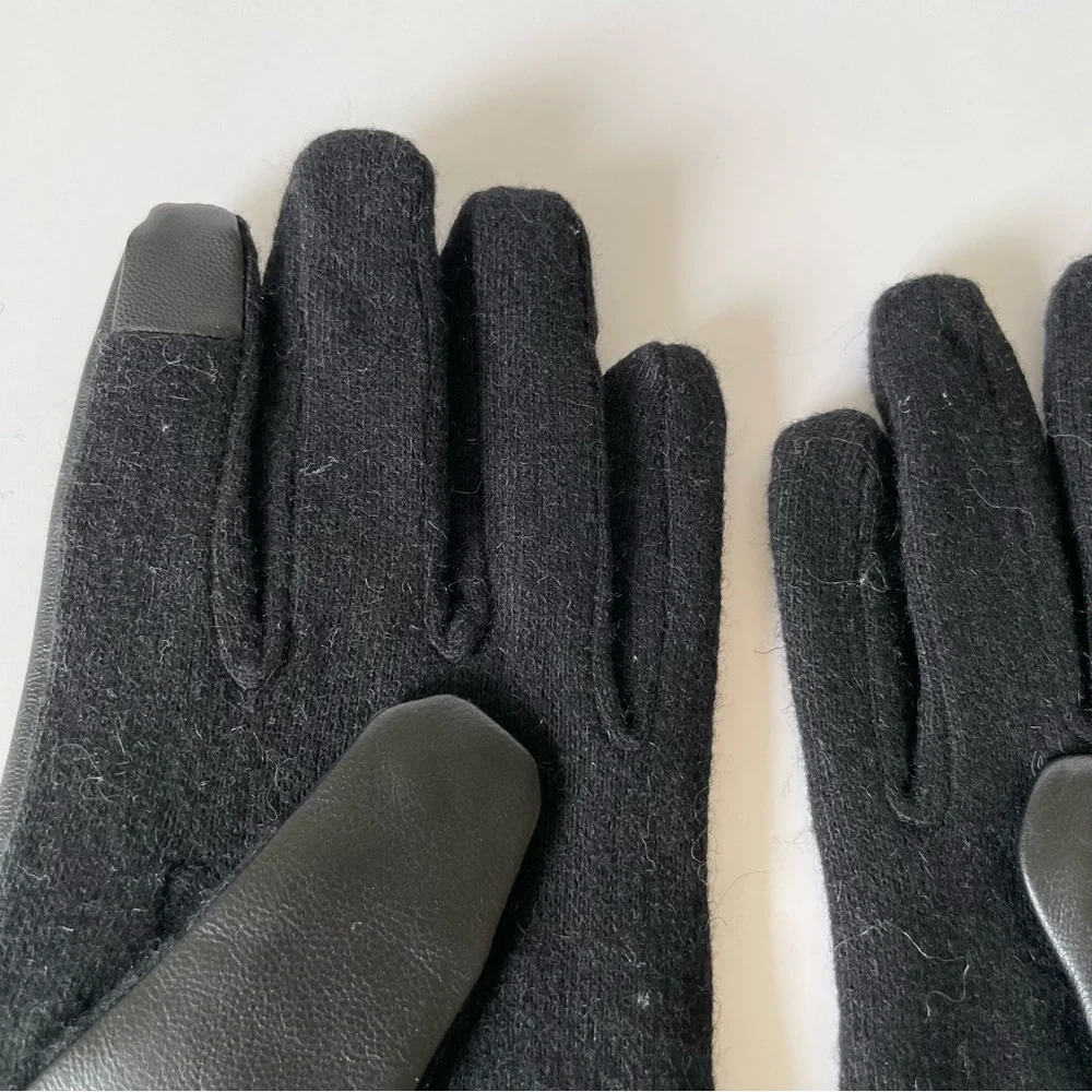 Adrianne Vittadini Black Leather Gloves Size L/XL